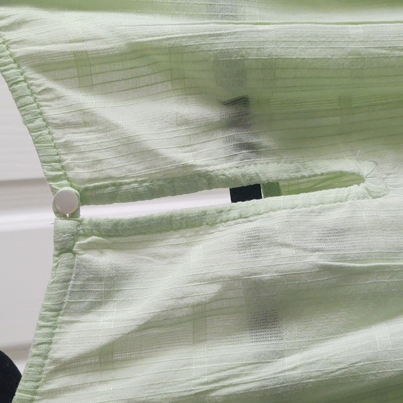 Old navy shirt 👕 - Picture 5 of 9